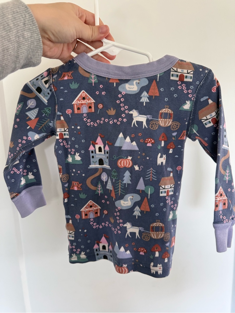 Hanna Andersson 2T Kids Fairytale Print Long Sleeve set- top and bottom